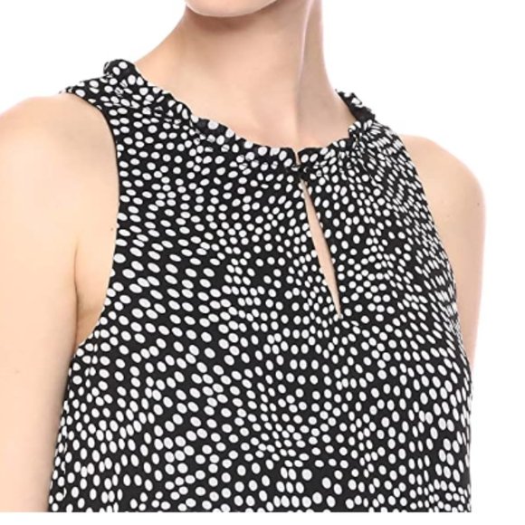 Women's half high collar three layer dress - Picture 3 of 3